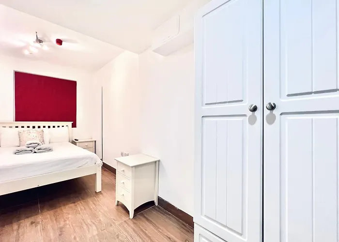 2Bedroom Angel